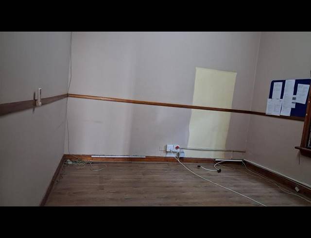 BUSINESS PROPERTY TO RENT IN SUNNYSIDE
